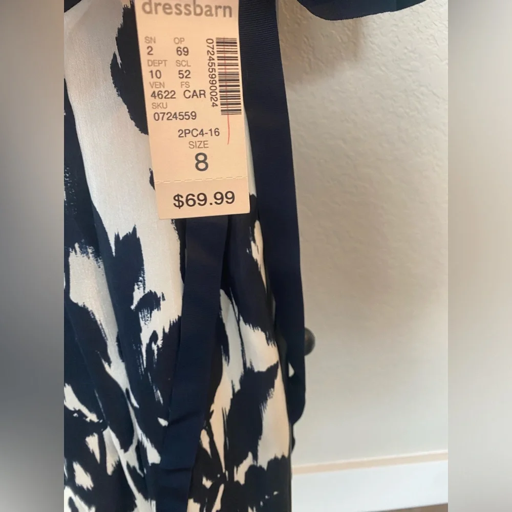 Dress barn dress, never been worn! - Picture 3 of 6